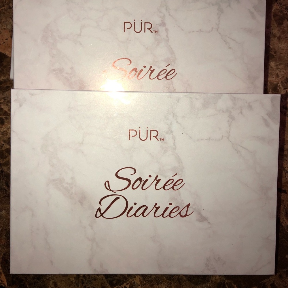 PUR SOIREE DIARIES EYESHADOW PALETTE